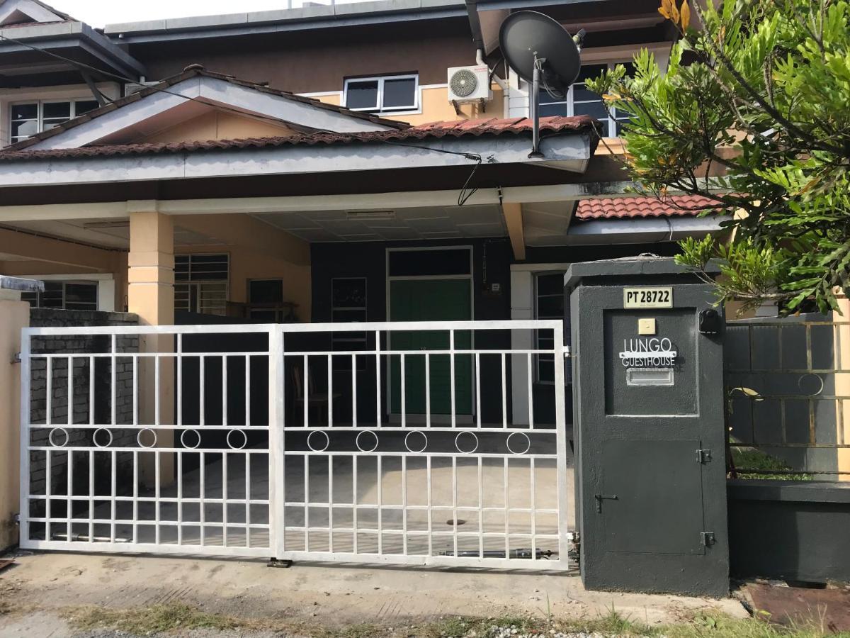 Lungo Guesthouse กัวลาตรังกานู ภายนอก รูปภาพ